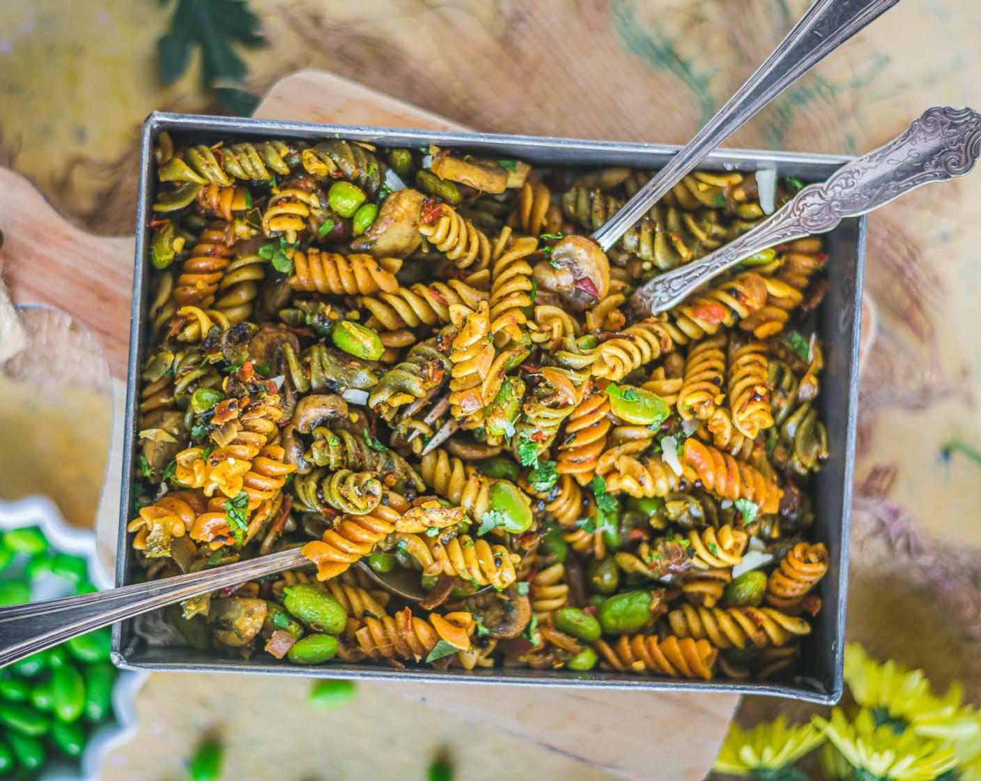 step 10 Vegan One Pot Indian Curry Pasta is now ready. Serve with warm garlic bread.
