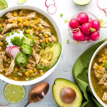 Easy White Bean Chicken Chili Recipe | SideChef