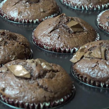 Best Ever Chocolate Muffins Recipe | SideChef