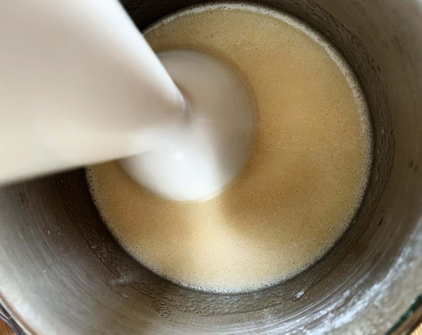 step 3 With an immersion blender, blend until the two oils have mixed well. Add the Soy Lecithin Powder (1 Tbsp) and slowly pour in the milk mixture while blending.
