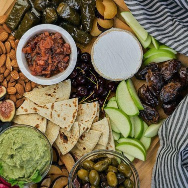 Please-All Mezze Platter Recipe | SideChef