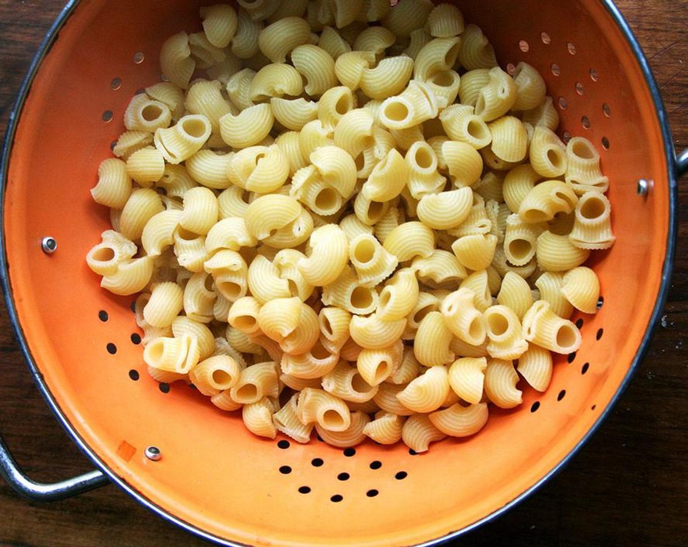 step 5 Meanwhile, bring a large pot of heavily salted water to a boil and cook the Penne Pasta (13 oz) al dente. Drain and set aside.