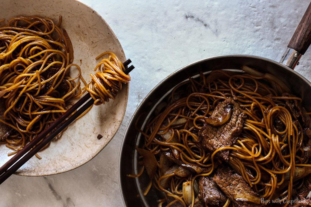 Beef & Onion Soy Sauce Noodles Recipe SideChef