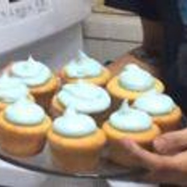Vanilla Cupcakes Recipe | SideChef
