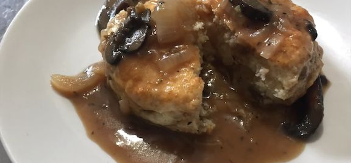 Brown Mushroom and Onion Gravy Recipe | SideChef