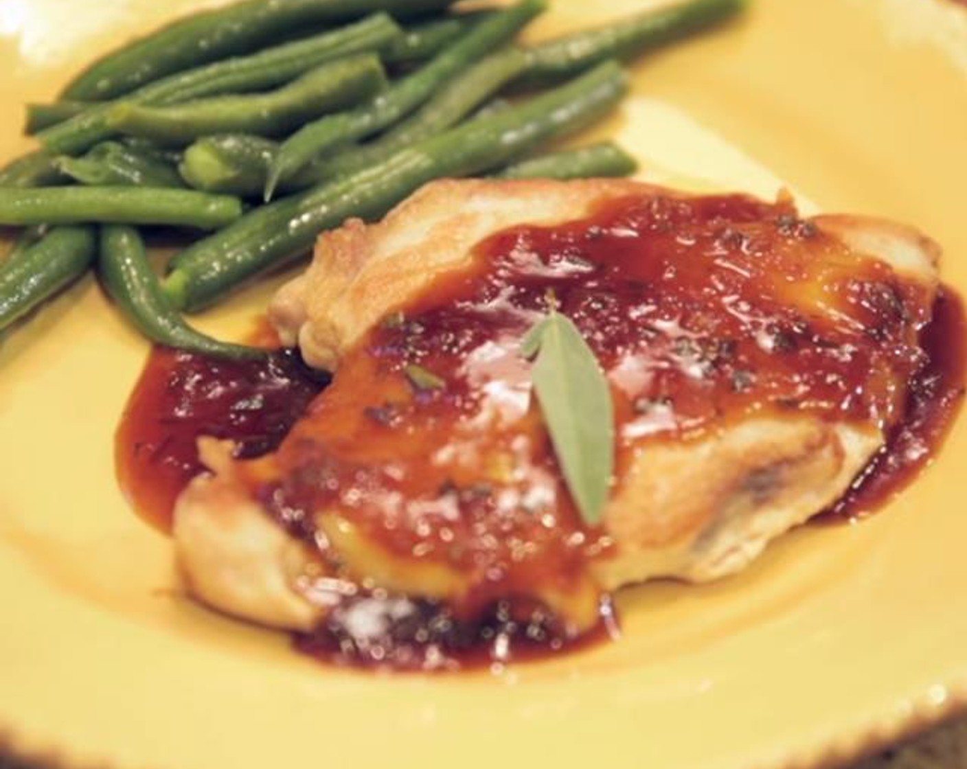 Apricot-Sage Chicken Breast & Steamed Green Beans