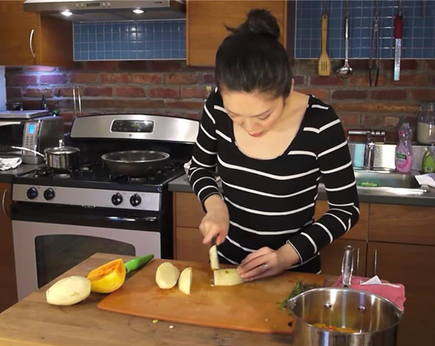 step 4 Peel and cut the Russet Potatoes (2) into cubes.