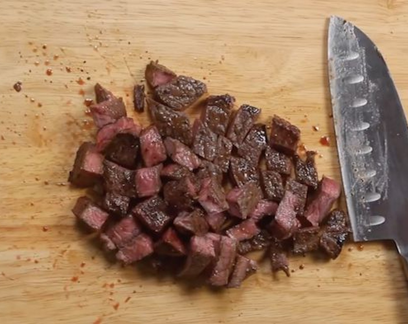 step 5 Leave the beef steaks to rest for 2 minutes and then slice into chunks