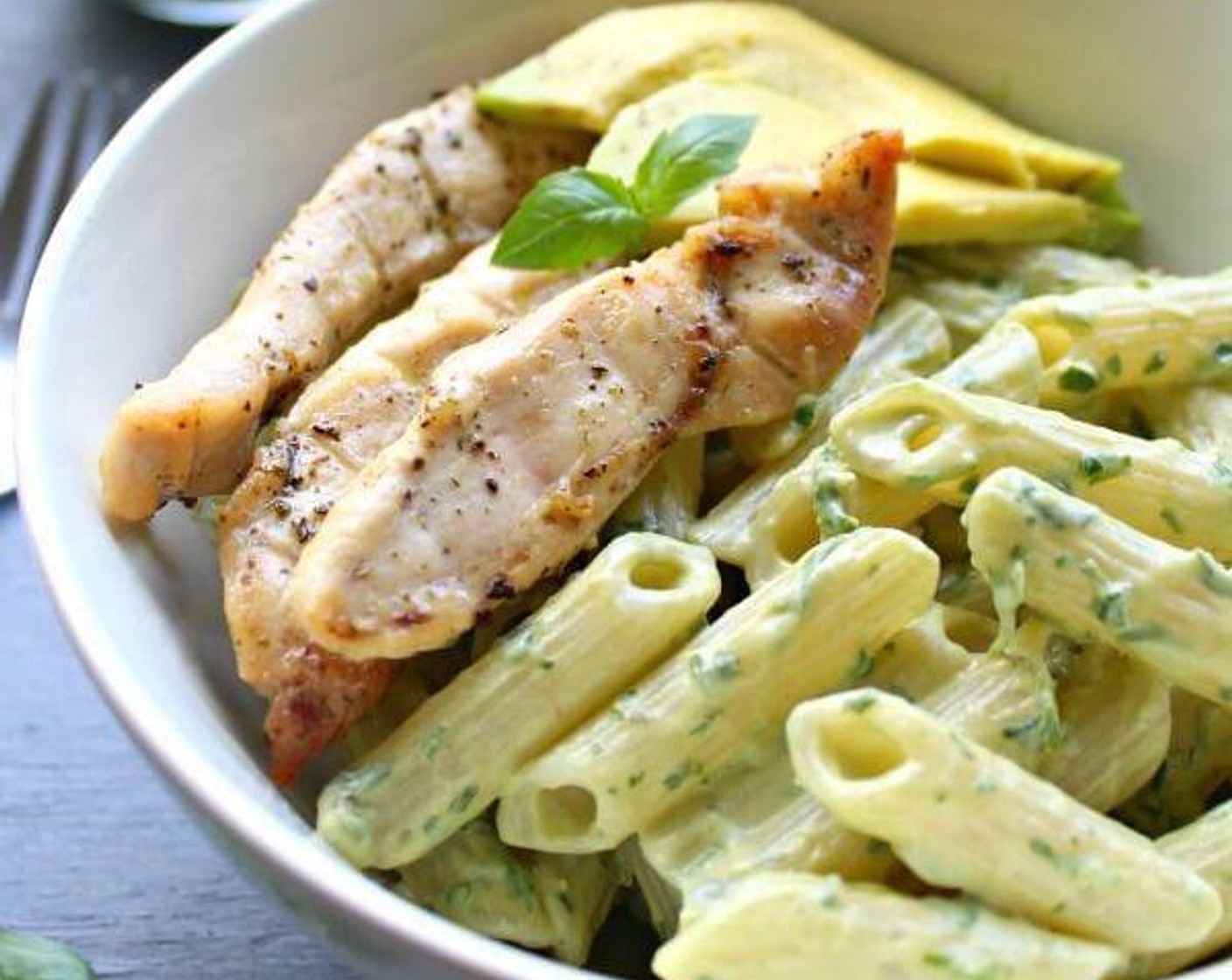 Chicken Pasta with Herby Avocado Pesto Sauce