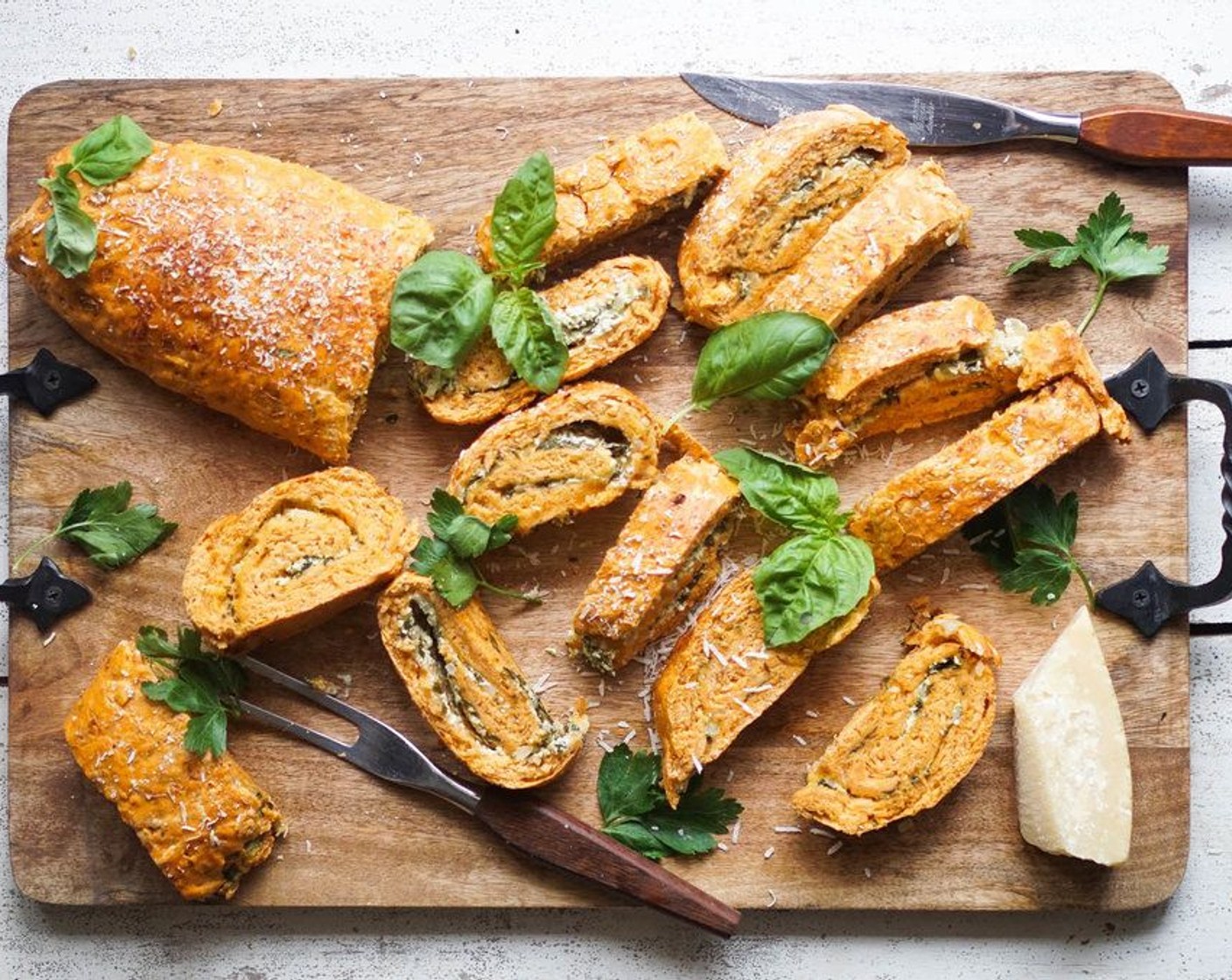 Tomato & Spinach Bread Roulade