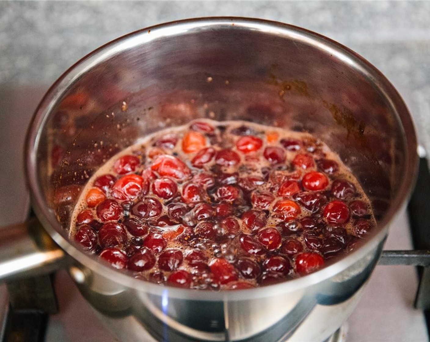 step 4 Simmer on a low heat for 8-10 minutes.