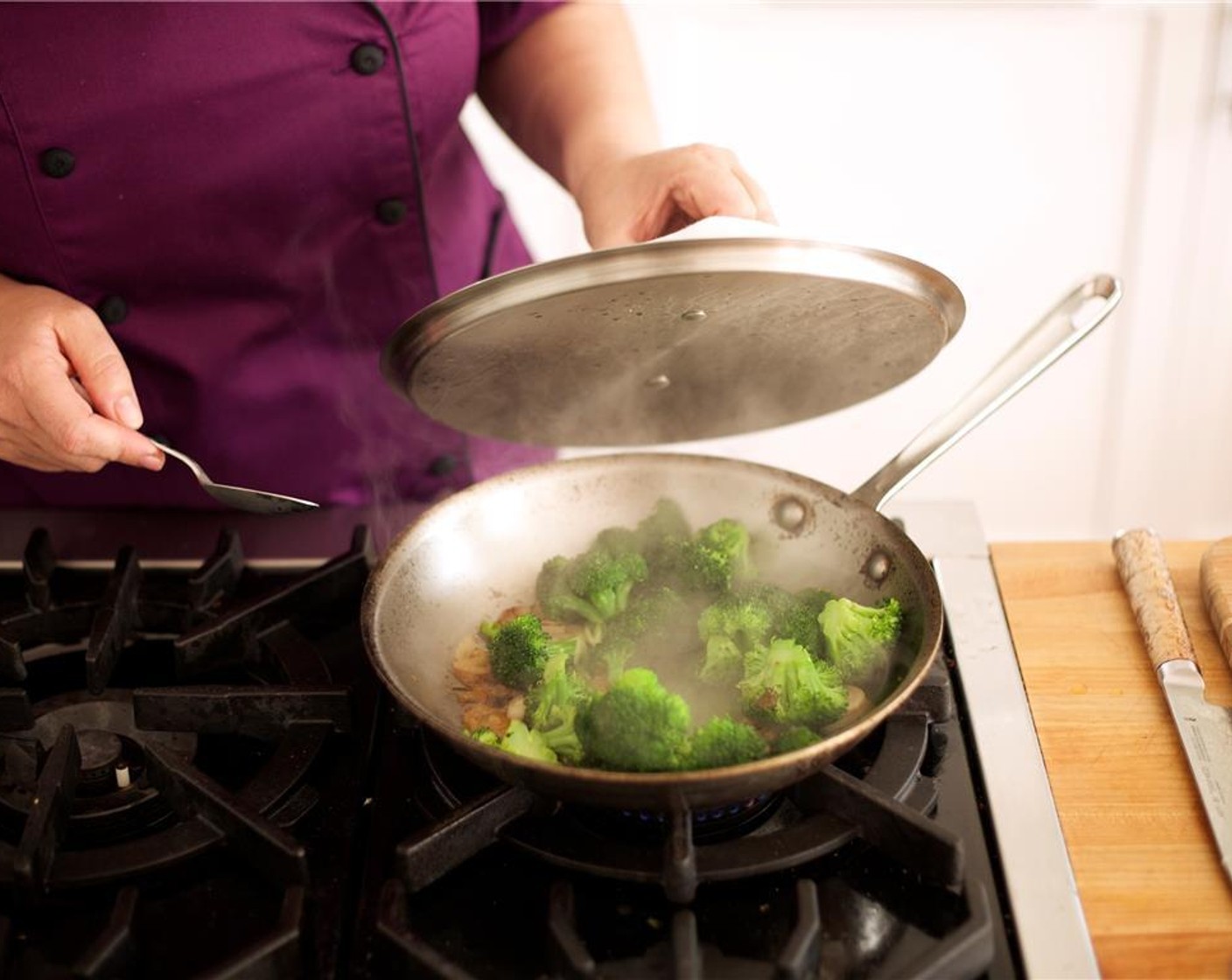 step 17 Add Broccoli Florets (1 cup), Salt (1/4 tsp), and a pinch of pepper. Cover and cook for 2 minutes.