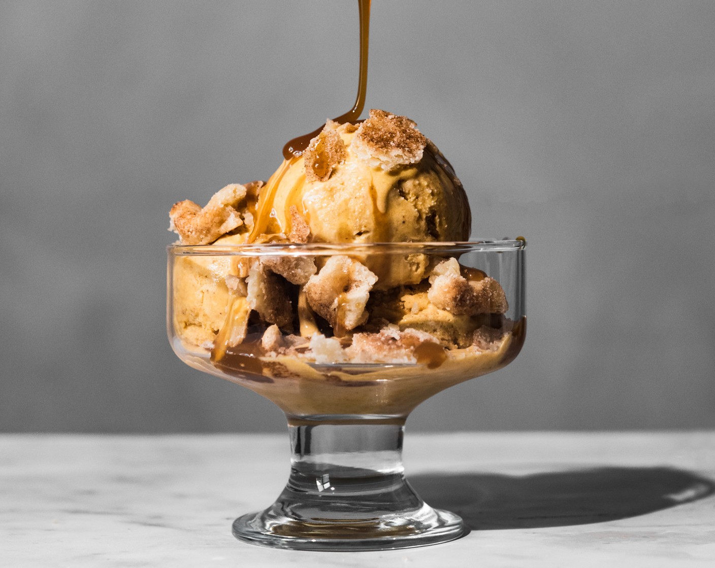 No-Churn Pumpkin Pie Ice Cream Sundaes