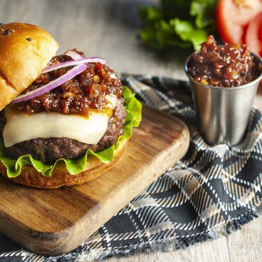 Bacon Jam Mozza Burger Recipe | SideChef