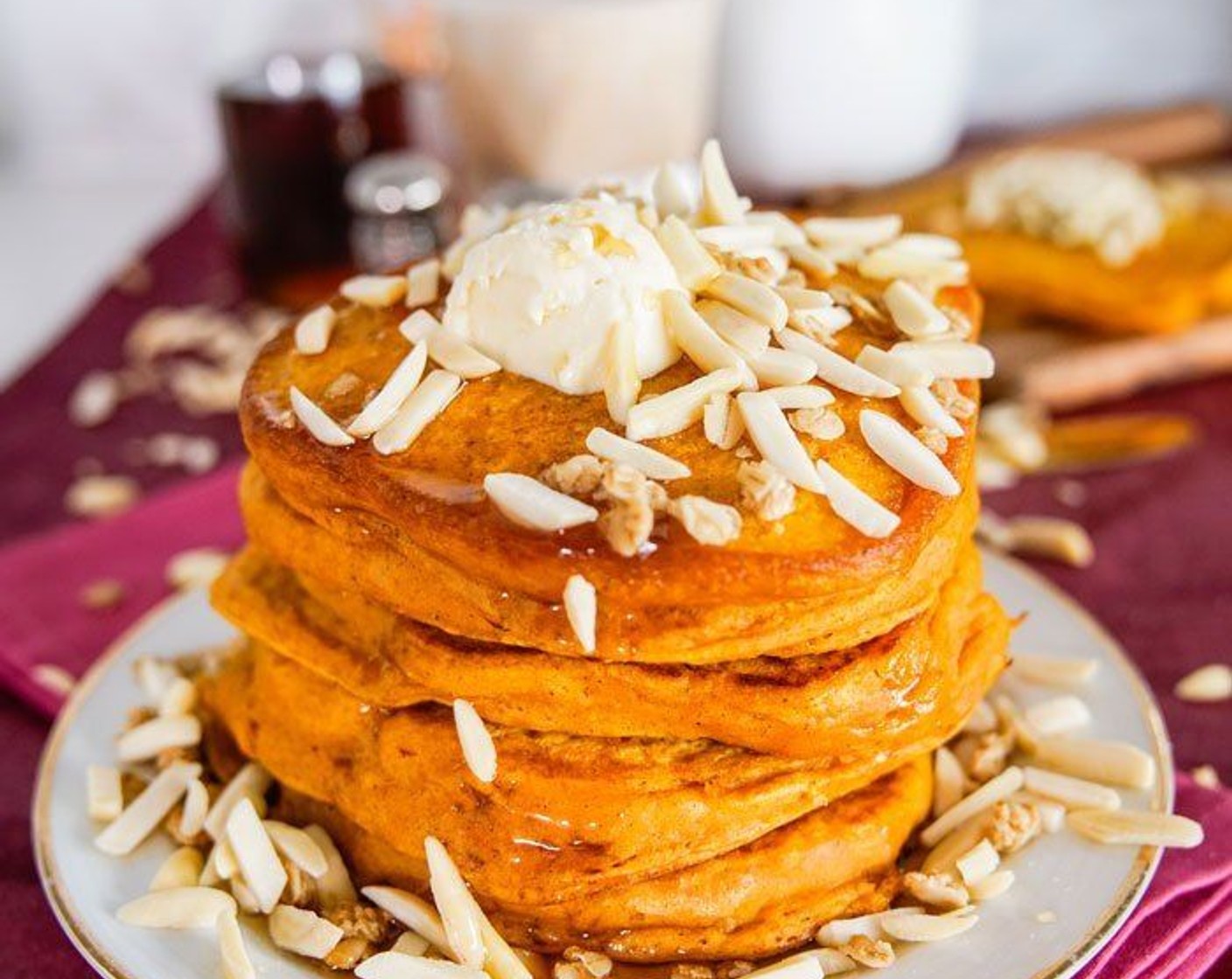 Vegan Pumpkin Spice Pancakes