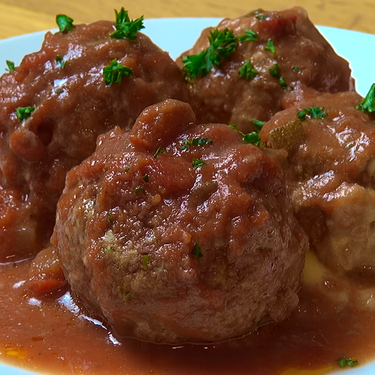 Slow Cooker Cheese Stuffed Meatballs Recipe | SideChef
