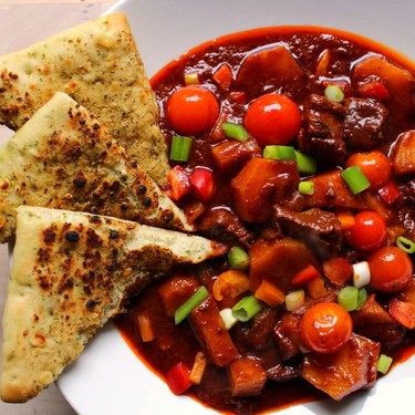 Beef Stew with Potatoes, Peppers and Tomatoes Recipe | SideChef