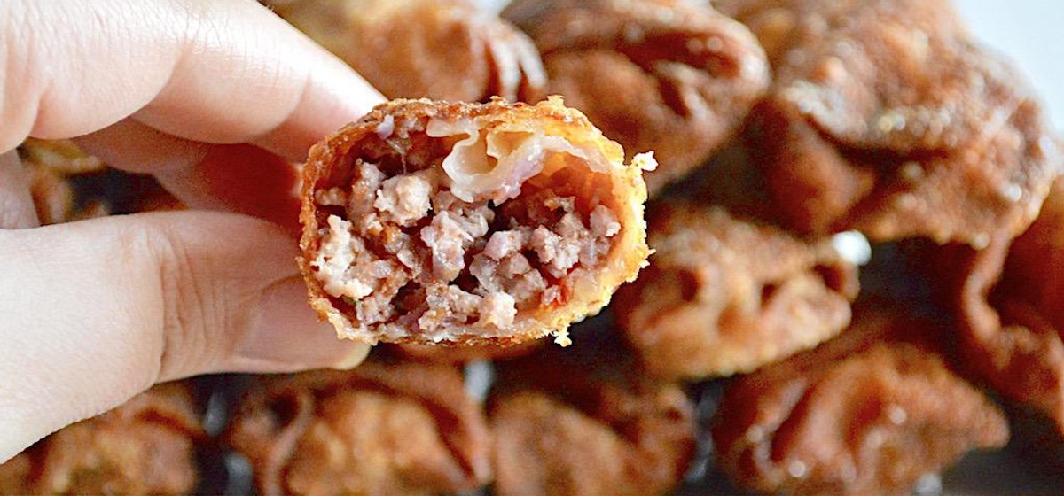 Crispy Pork Egg Rolls Recipe | SideChef