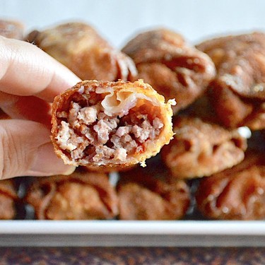 Crispy Pork Egg Rolls Recipe | SideChef