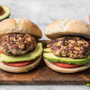 Green Chile Turkey Burgers Recipe | SideChef