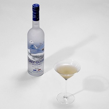 GREY GOOSE:Le Grand FizzLIC Frozen Cocktails