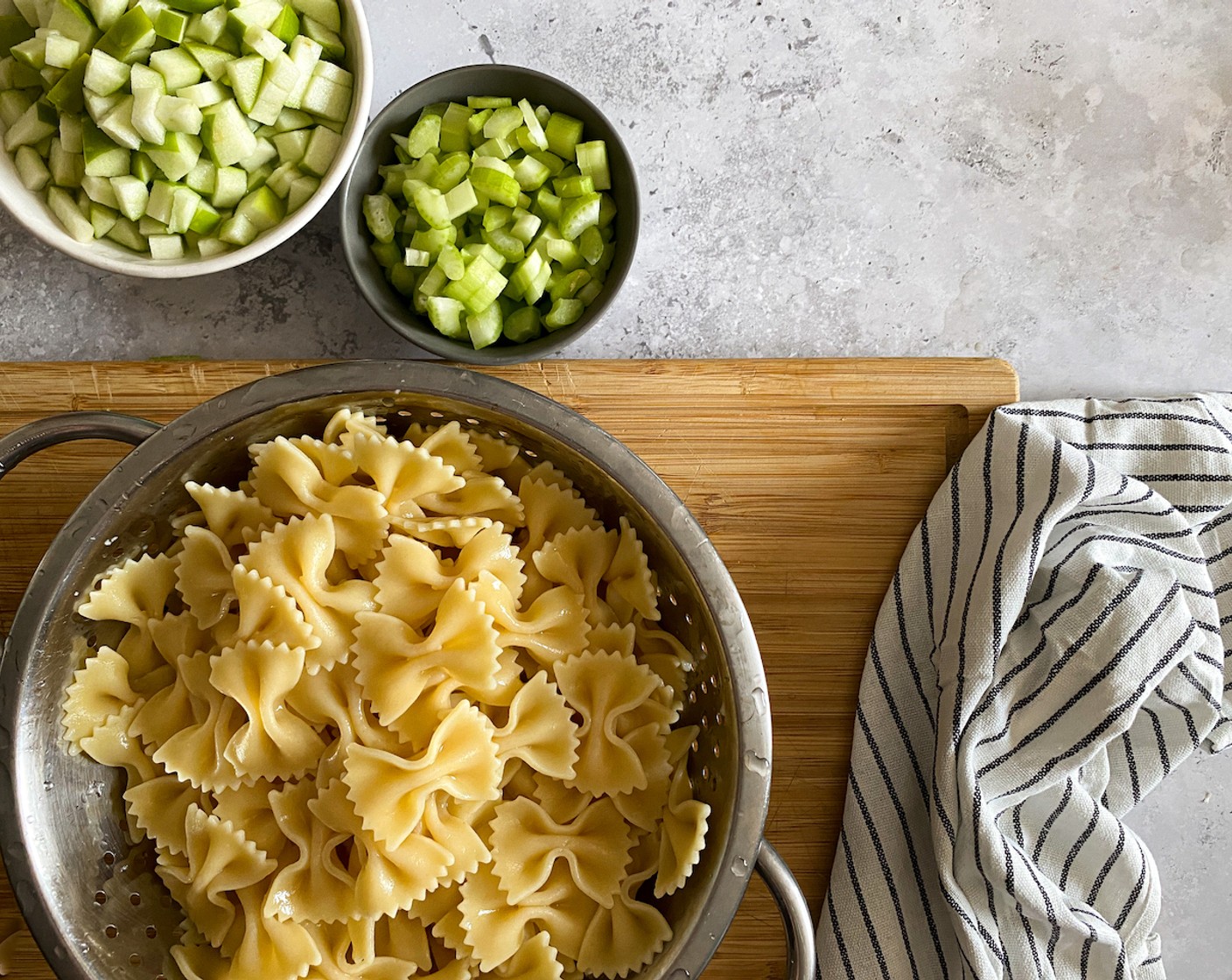 step 1 Bring a large pot of salted water to a boil. Boil Farfalle Pasta (1 pckg) as per packaging instructions.