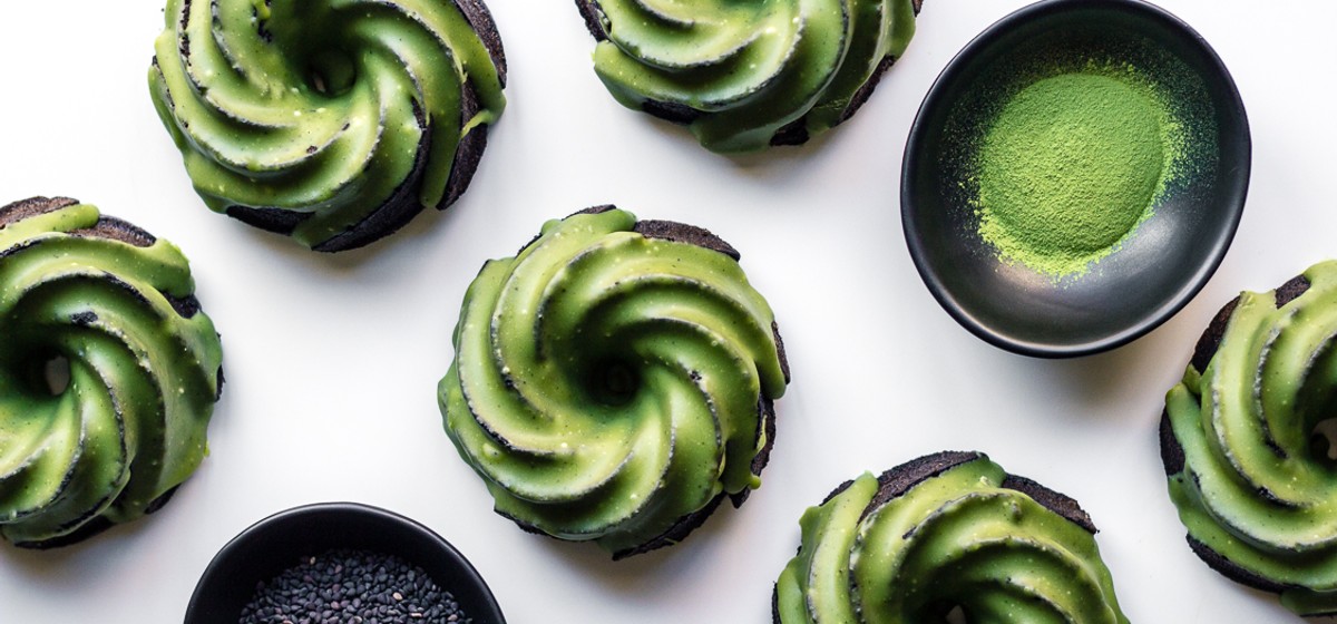 Matcha Glazed Black Sesame Bundt Cakes Recipe | SideChef