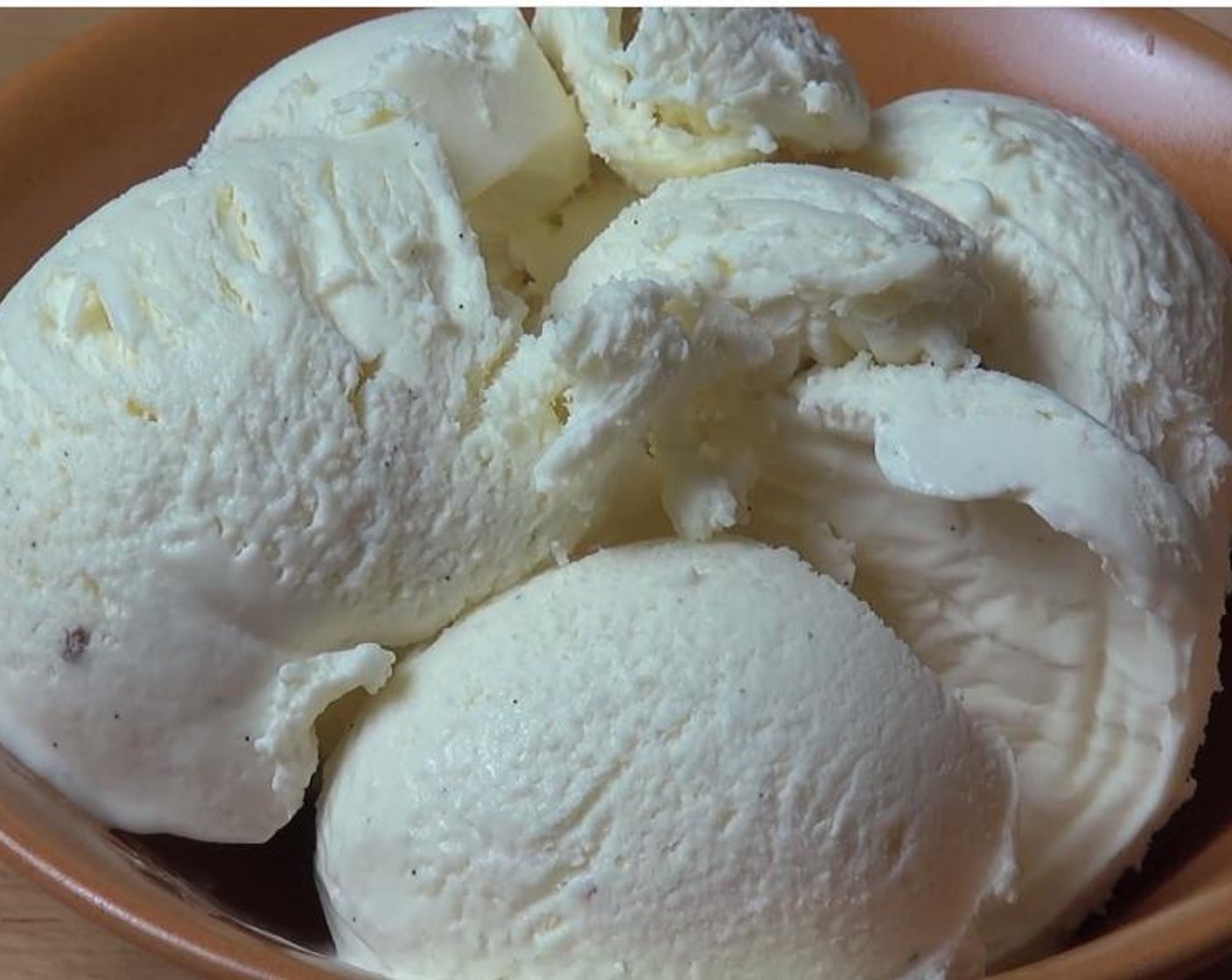 3 Ingredient Vanilla Ice Cream