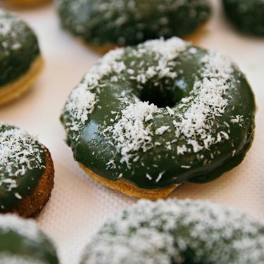 Matcha Mochi Coconut Doughnuts Recipe | SideChef