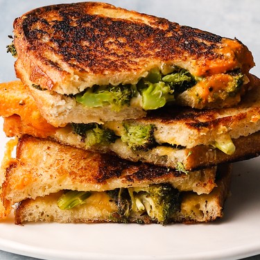 Broccoli Cheddar Grilled Cheese Melts Recipe | SideChef