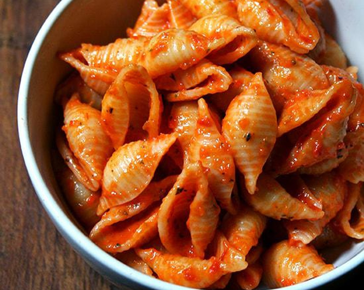 Shells with Red Pepper-Tomato Sauce