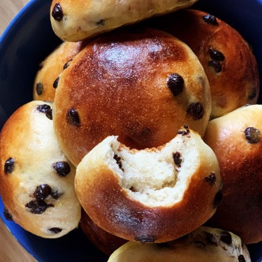 Dairy-Free Easy Chocolate Brioche Buns Recipe | SideChef