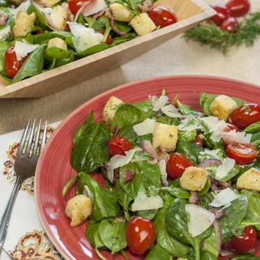 Wilted Spinach Tomato Salad Recipe | SideChef
