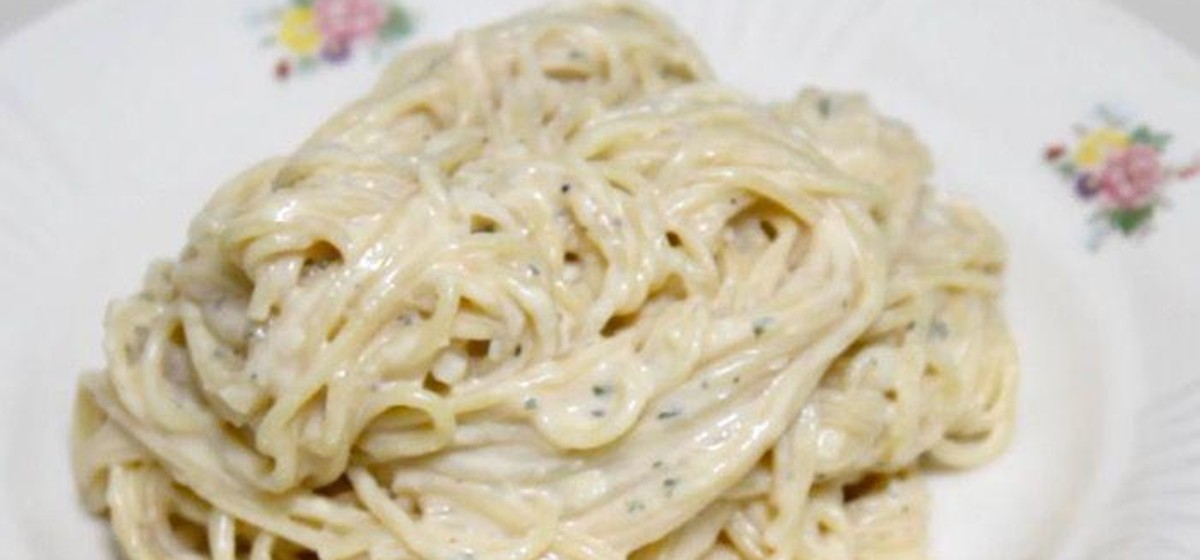 One Pot Creamy Garlic Spaghetti Recipe | SideChef