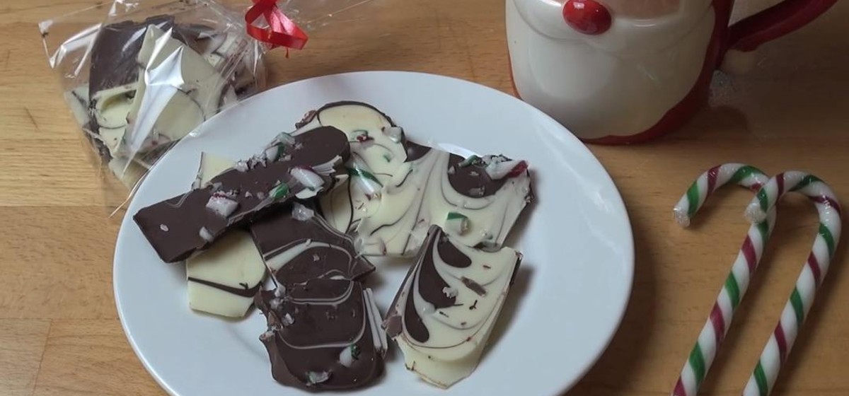 Christmas Chocolate Bark Recipe | SideChef