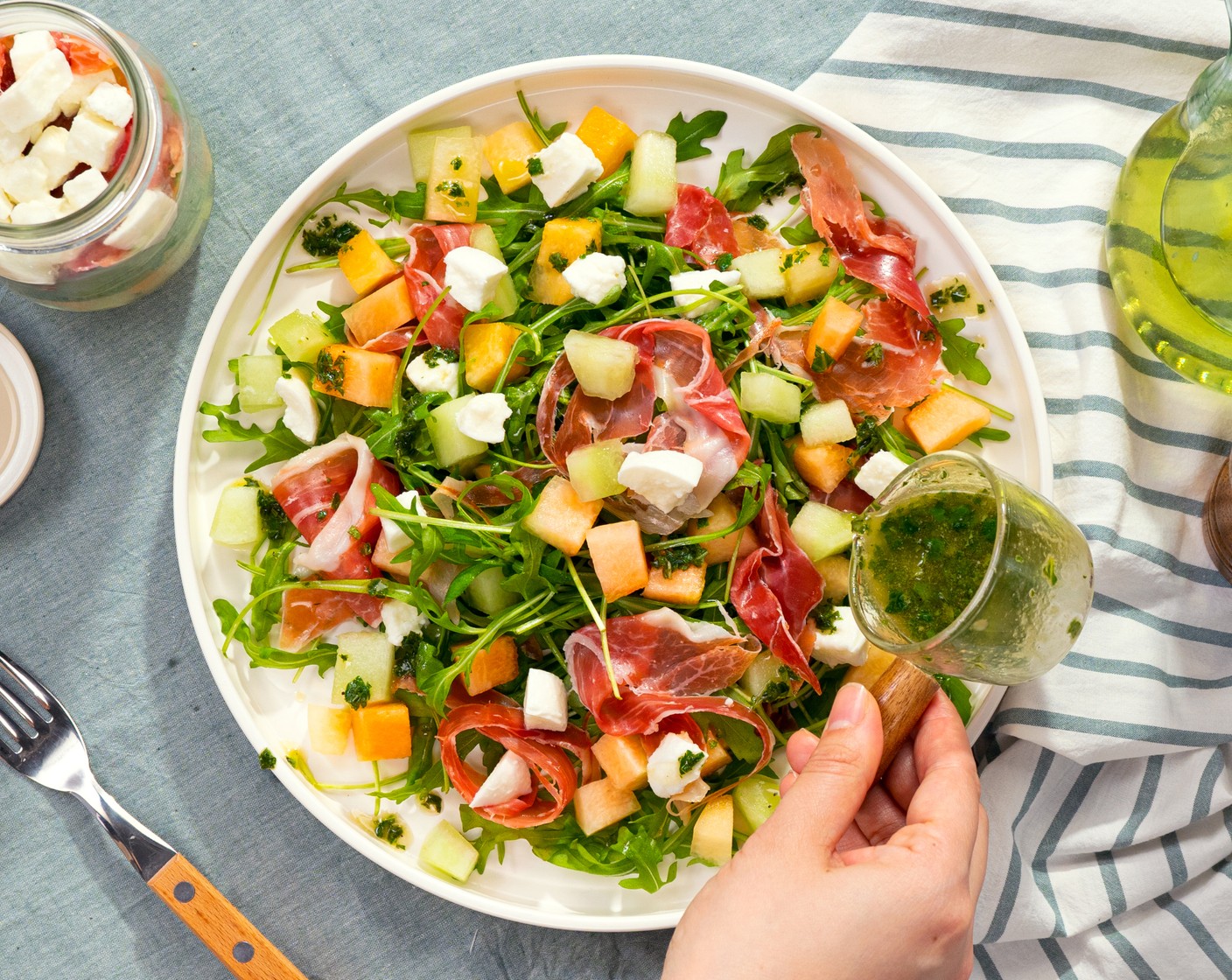 step 6 Serve the salad along with the drinks and enjoy!