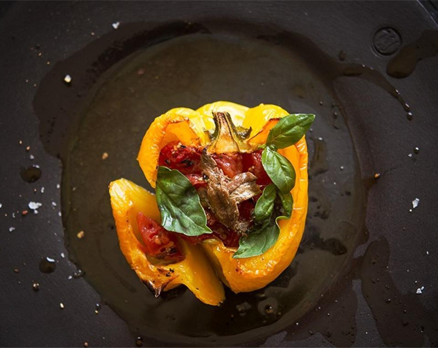 step 8 Transfer the cooked peppers to a serving dish and drizzle with all precious juices. Garnish with Fresh Basil (to taste). Enjoy!