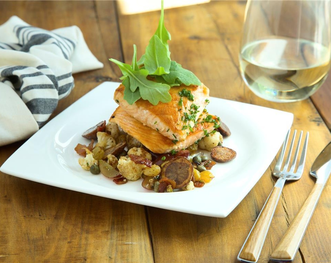 step 20 Garnish salmon with arugula and serve.