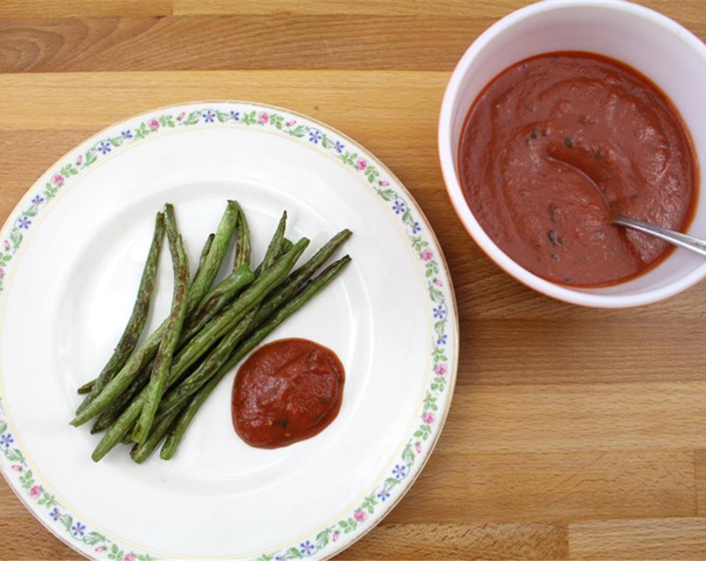 step 4 Serve green beans and dip in the "ketchup".