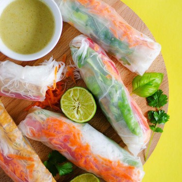 Thai Green Curry Spring Rolls Recipe | SideChef