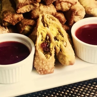 Turkey and Cranberry Egg Rolls Recipe | SideChef