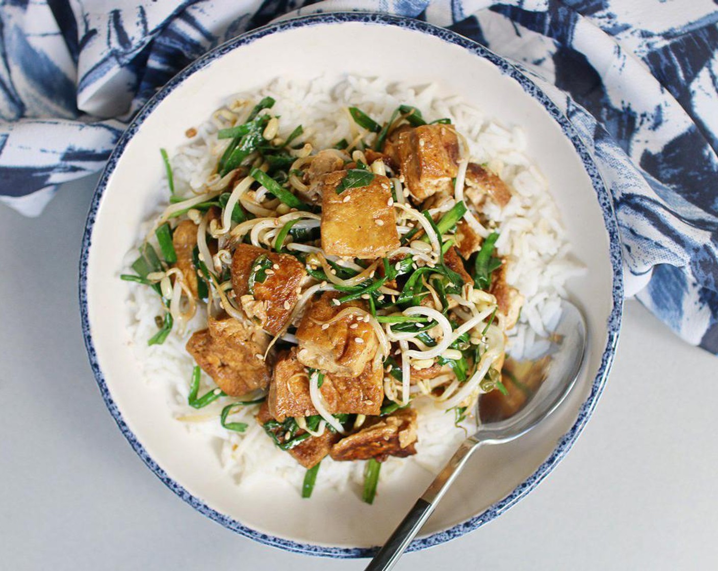 Stir-Fried Tofu with Bean Sprouts and Chinese Chives