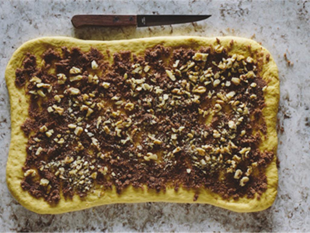 Pumpkin Cinnamon Pull-Apart Bread Recipe | SideChef