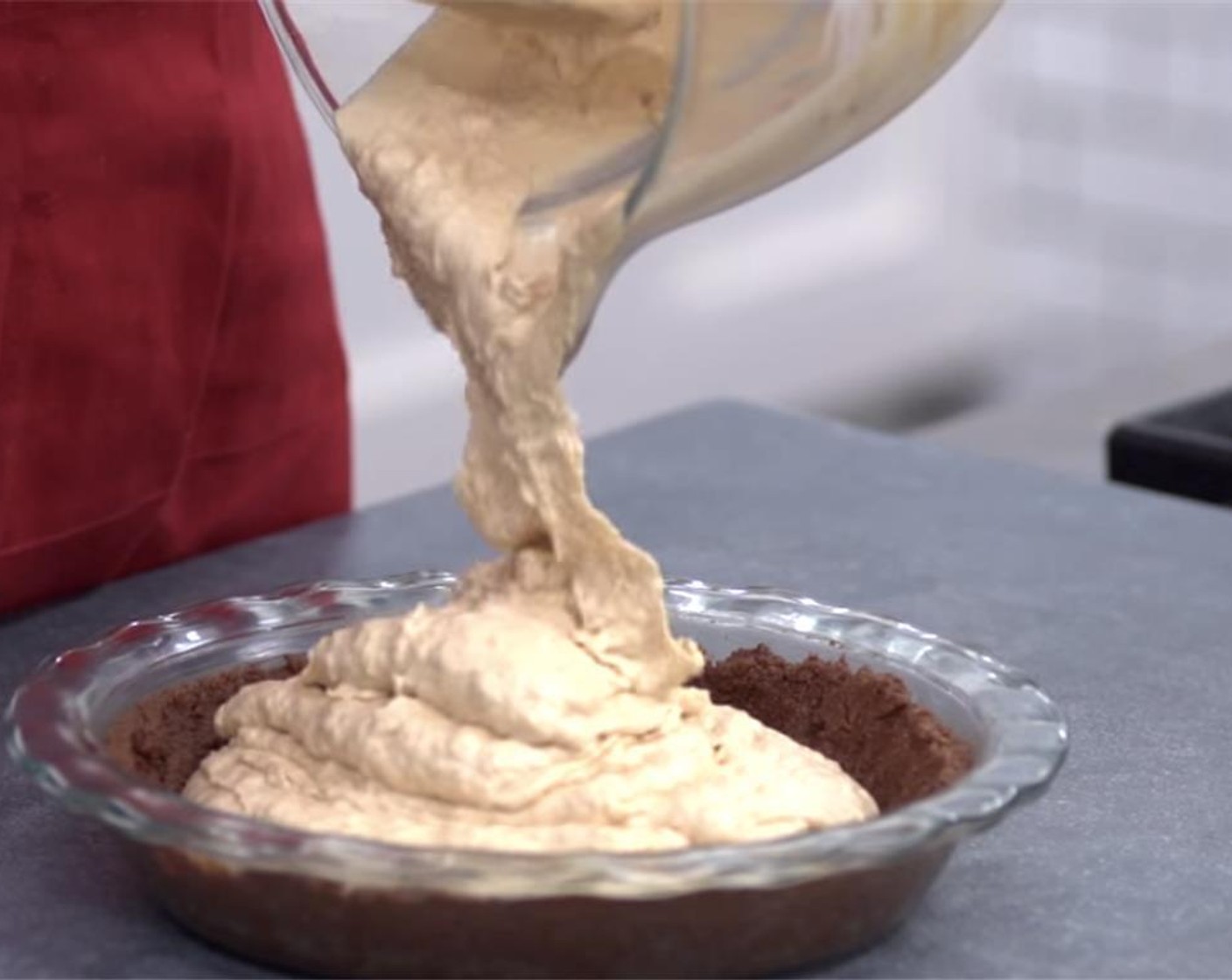 step 6 Pour the filling into the pie plate. Freeze for 3 hours or until it's nice and firm.