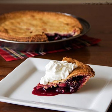 Sweet Cherry Pie Recipe | SideChef