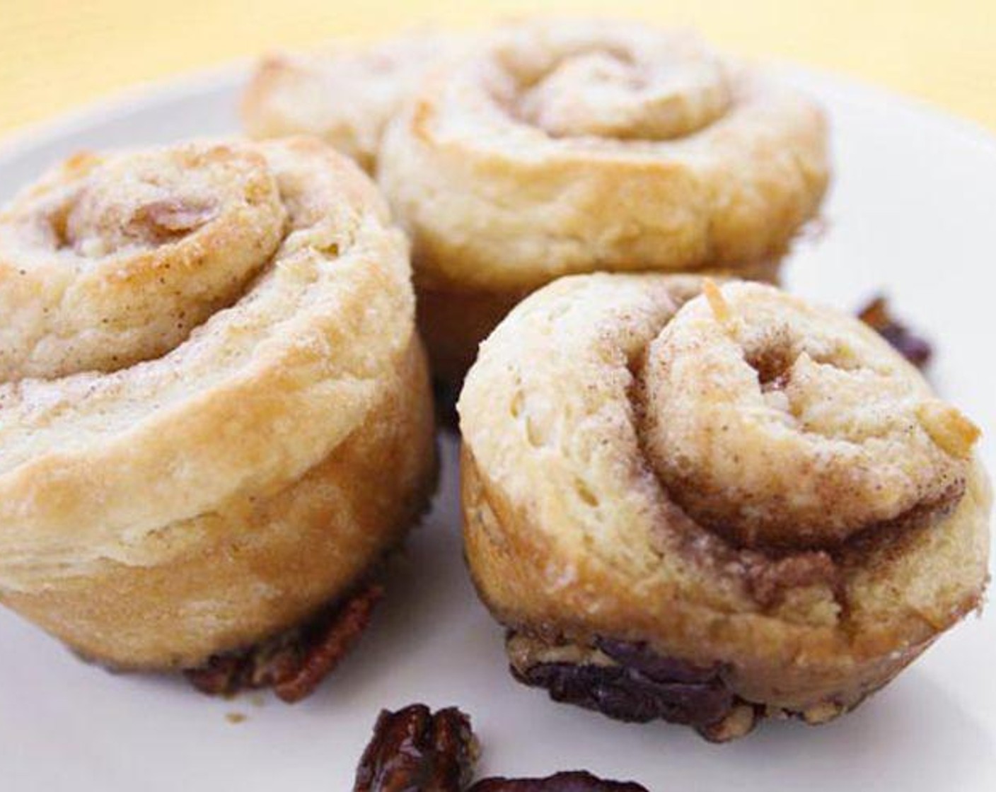 Pecan-Maple Sticky Rolls