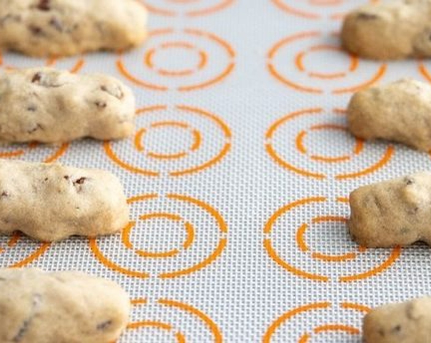 step 7 Bake for 20-25 minutes or until the bottom of the cookies starts turning golden brown.