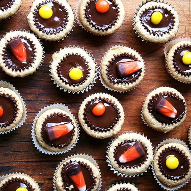 Mini Halloween Cupcakes Recipe | SideChef