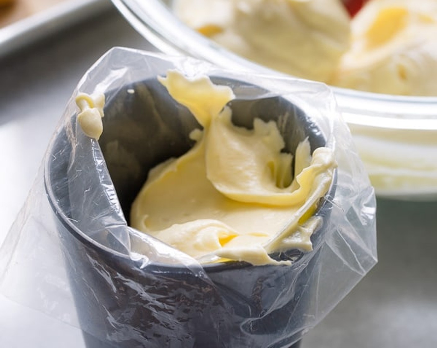 step 18 Transfer the filling into a pastry bag with a small round tip.