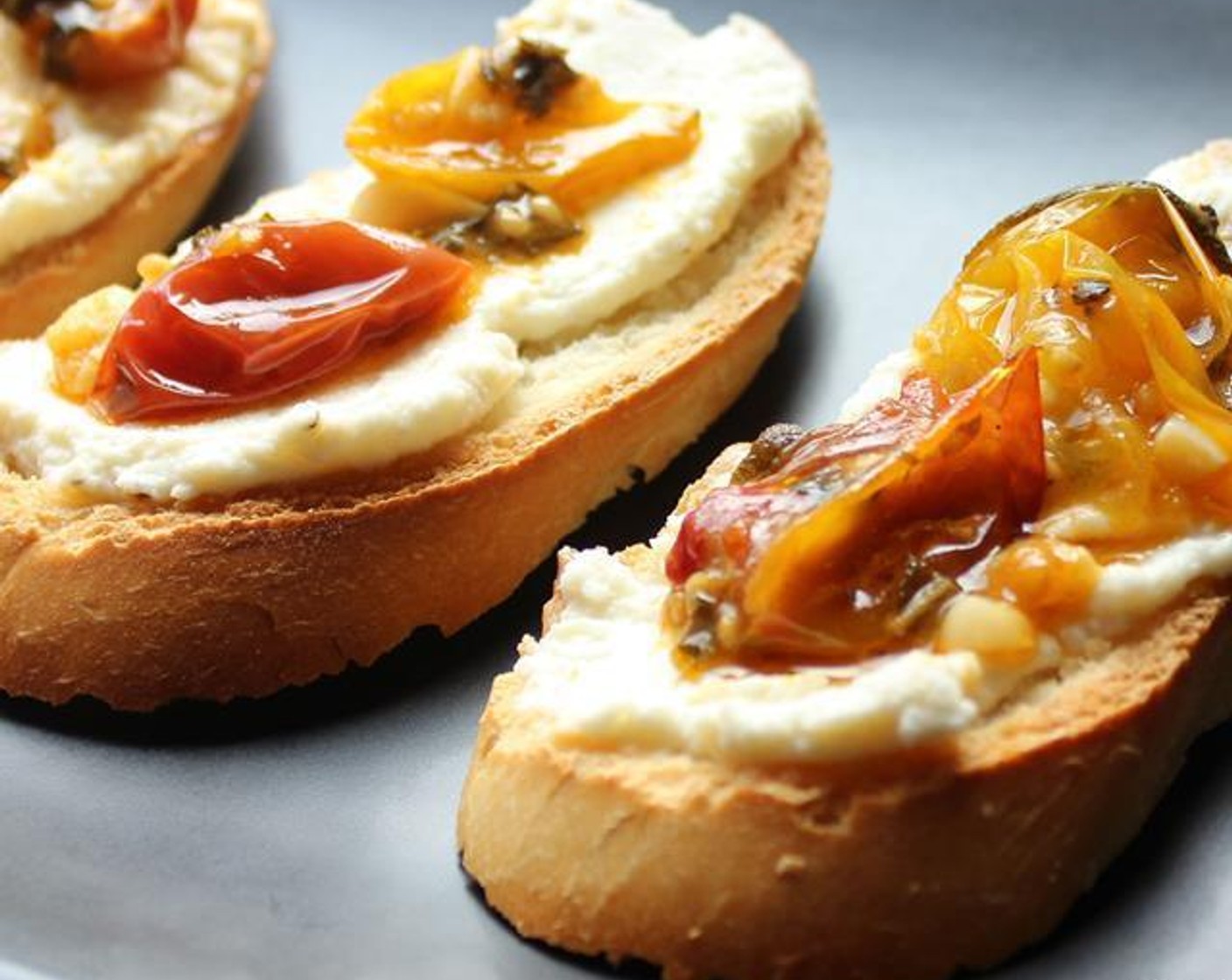 Honey Ricotta and Roasted Tomato Crostini